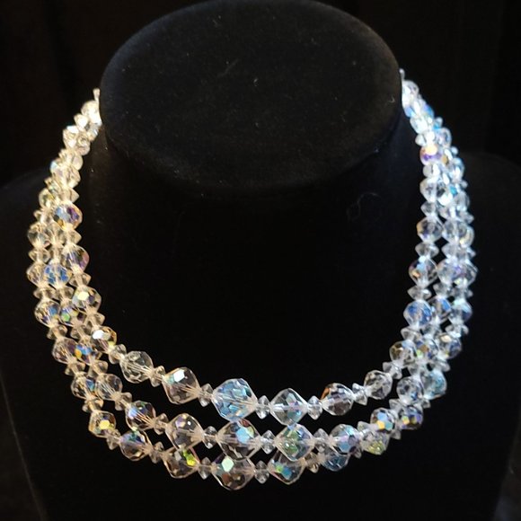Vintage Aurora Borealis Necklace - Picture 1 of 8